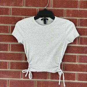 Forever 21 light gray crop tee